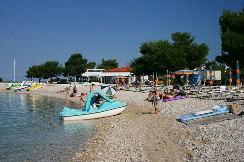 Pansion Ribica Hotel Crikvenica Exterior foto